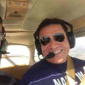 Meet your Posher, Manuel